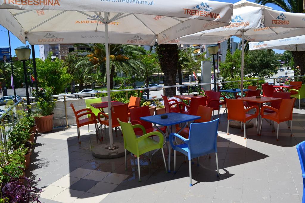 Hotel Alpine Vlore Luaran gambar